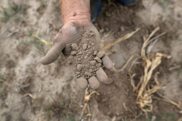 Drought and Heavy Rains on Midwest Farming - Farm Trader