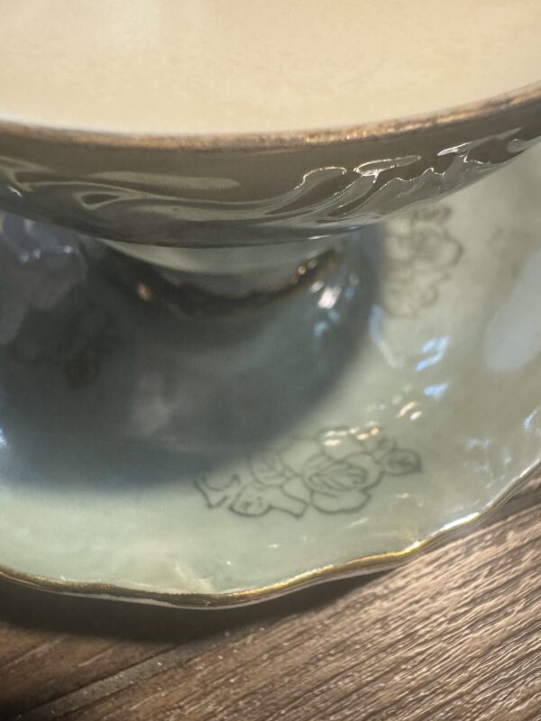 Green vintage tea cups soy candle with peppermint essential oils scented